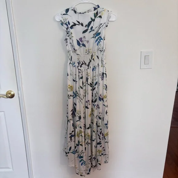 Banana Republic Floral Satin Maxi Dress Size 00P - Picture 6 of 7